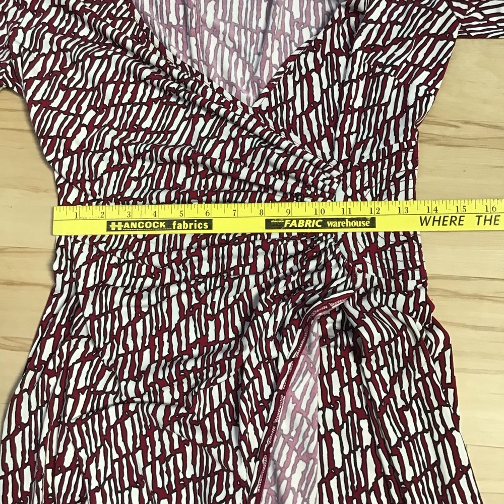 Laundry By Design Red Black White Geometric Print Faux Wrap Dress 3/4 sleeve 12P - Picture 4 of 8
